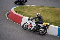 enduro-digital-images;event-digital-images;eventdigitalimages;mallory-park;mallory-park-photographs;mallory-park-trackday;mallory-park-trackday-photographs;no-limits-trackdays;peter-wileman-photography;racing-digital-images;trackday-digital-images;trackday-photos